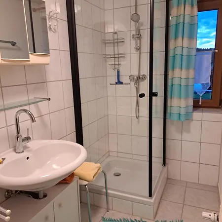 Gaestezimmer Rauchecker Lejlighed *
